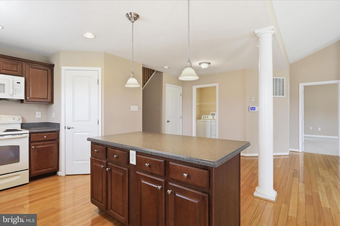 17907 Constitution Cir Property Photo 13