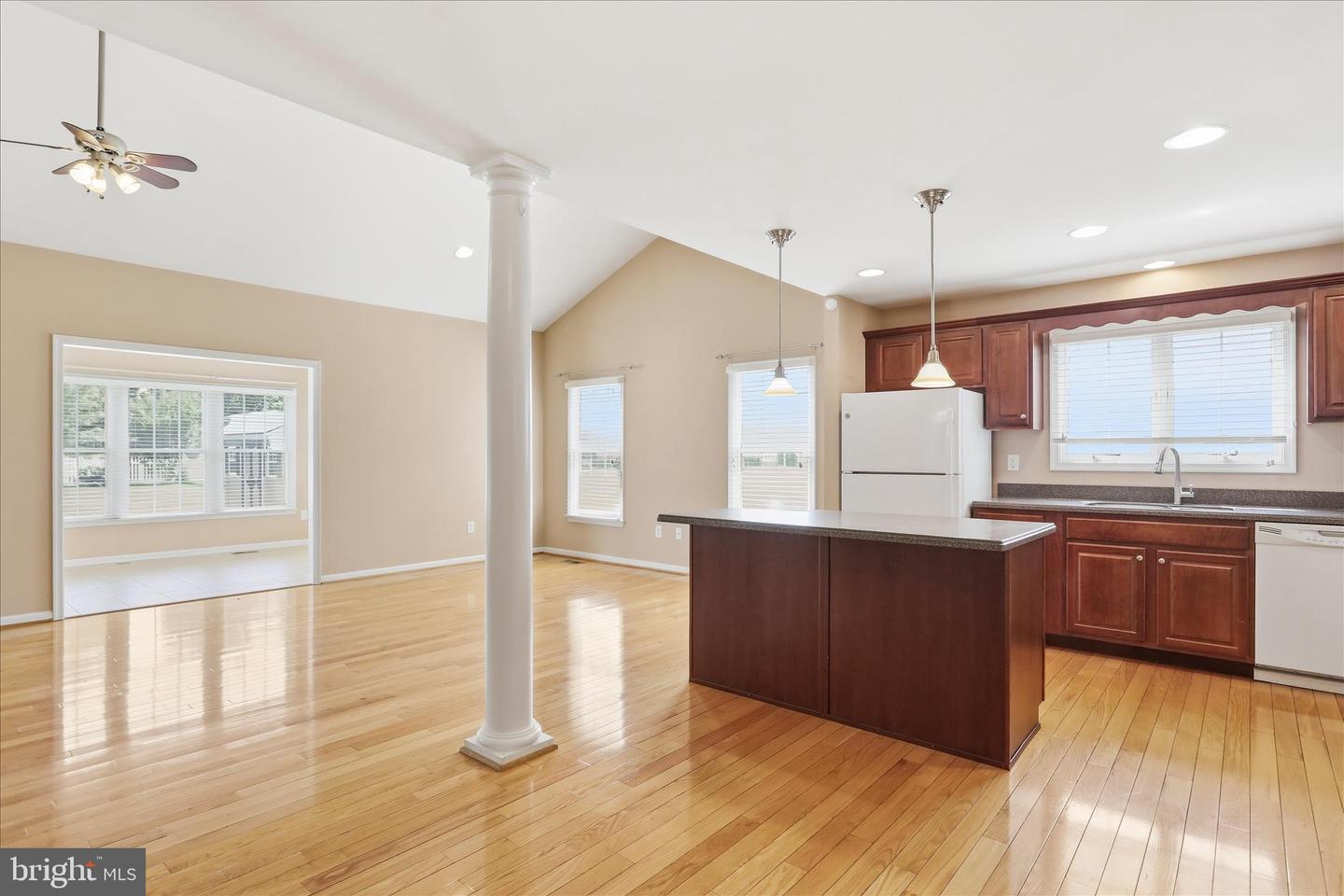 17907 Constitution Cir Property Photo 16