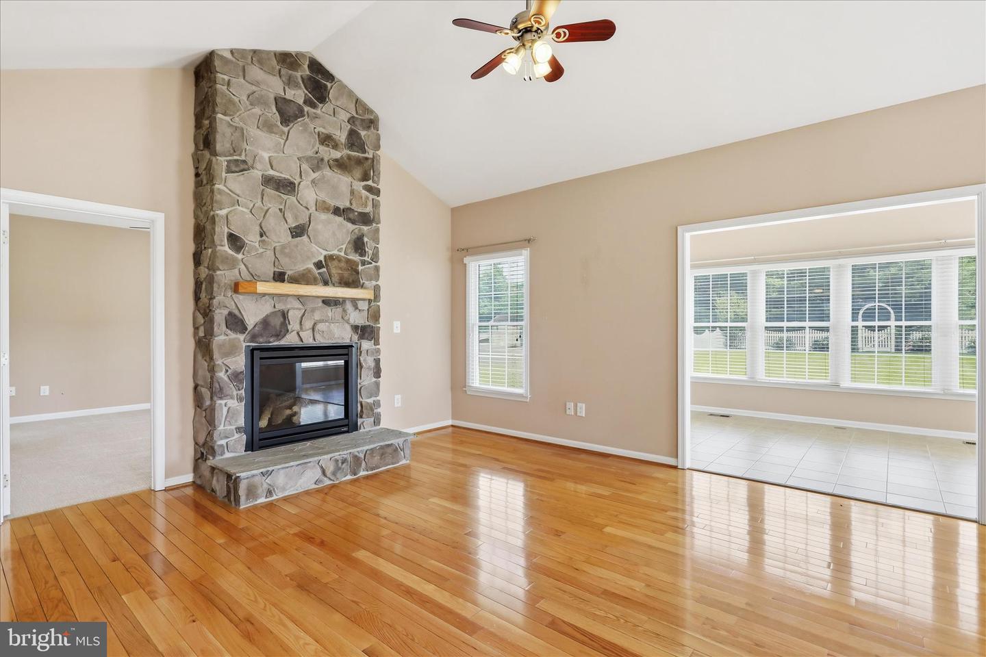 17907 Constitution Cir Property Photo 22