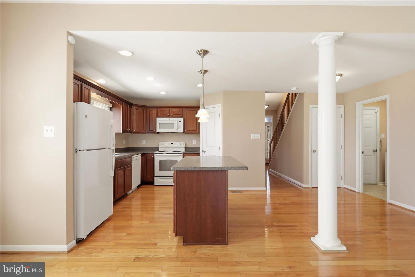 17907 Constitution Cir Property Photo 24