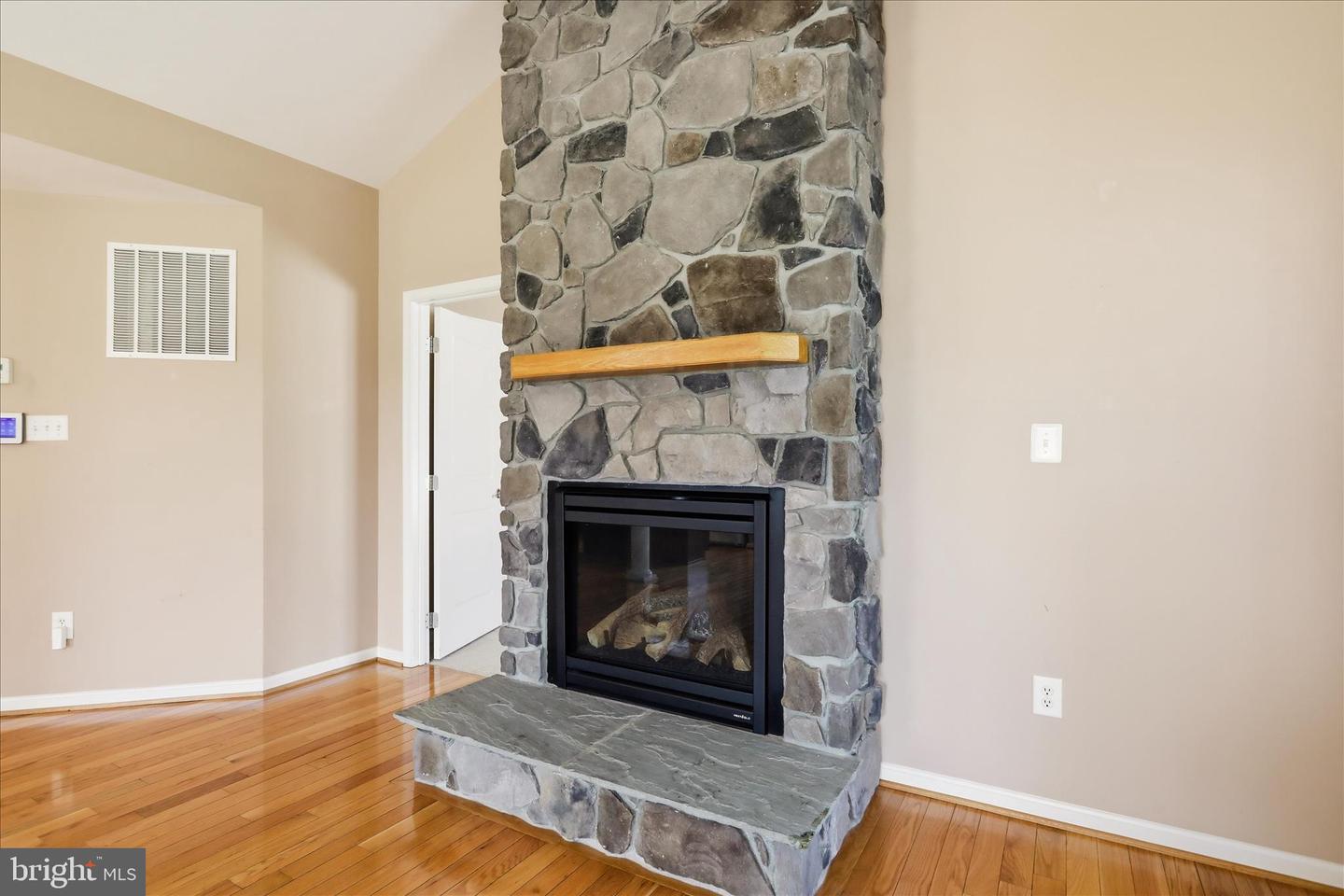 17907 Constitution Cir Property Photo 25