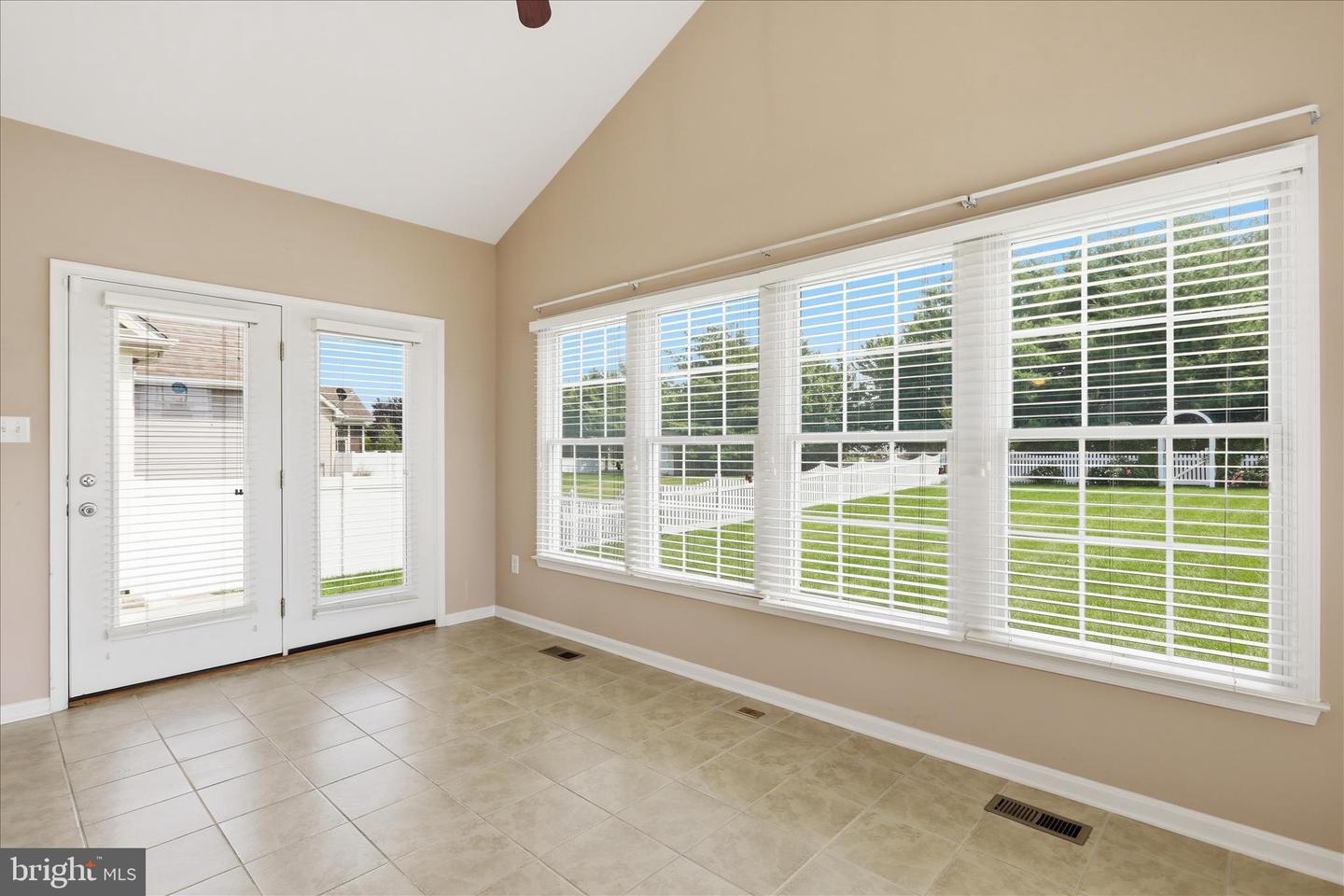 17907 Constitution Cir Property Photo 29
