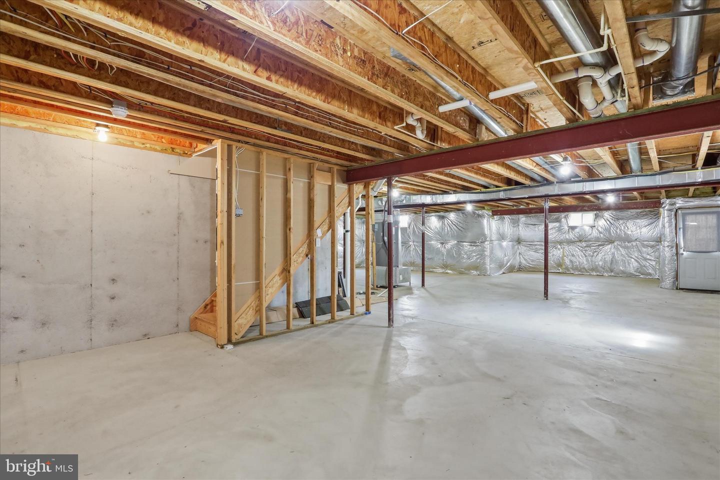 17907 Constitution Cir Property Photo 43