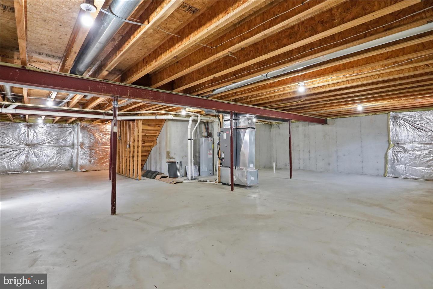 17907 Constitution Cir Property Photo 44