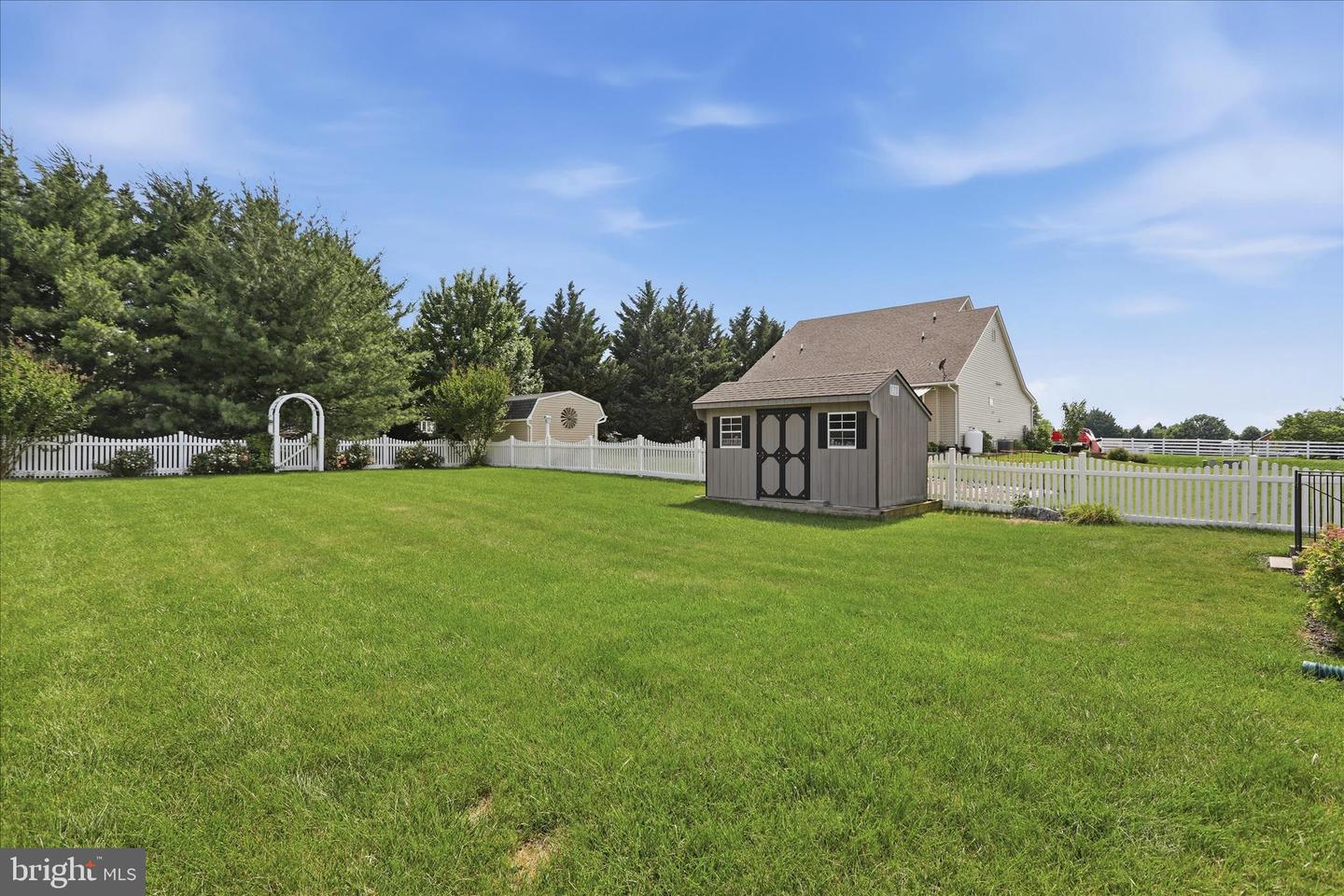 17907 Constitution Cir Property Photo 47