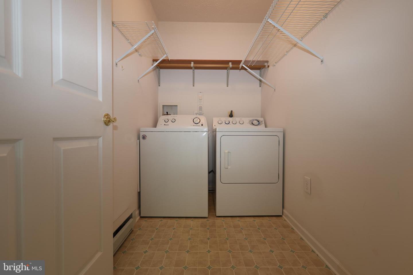 1025 Matthew Ct Property Photo 12