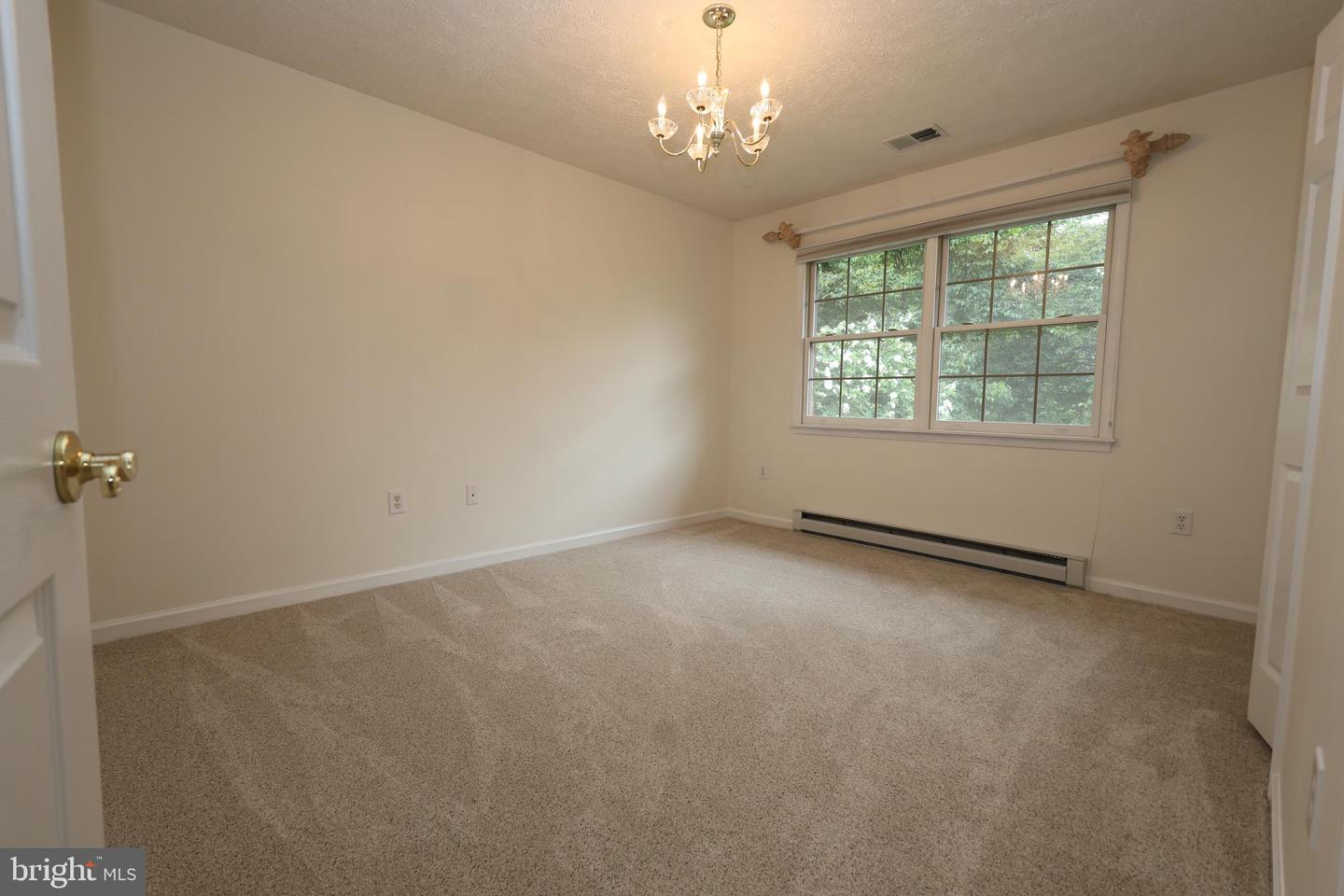 1025 Matthew Ct Property Photo 17