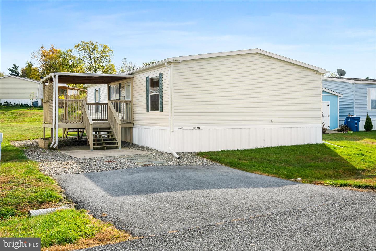 11307 Hawthorne Ct Property Photo 2