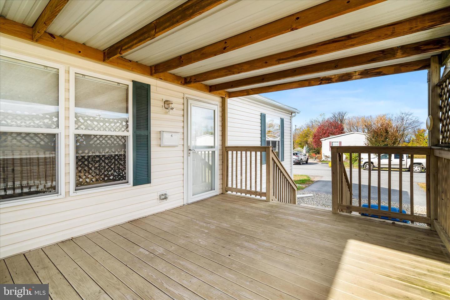 11307 Hawthorne Ct Property Photo 4