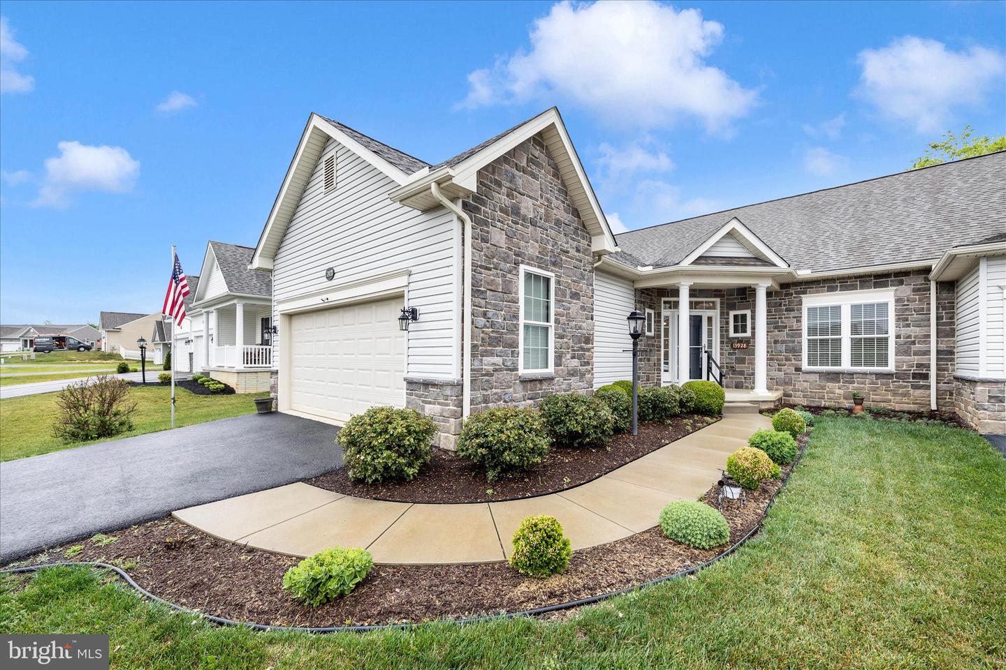 13928 Patriot Way Property Photo 1