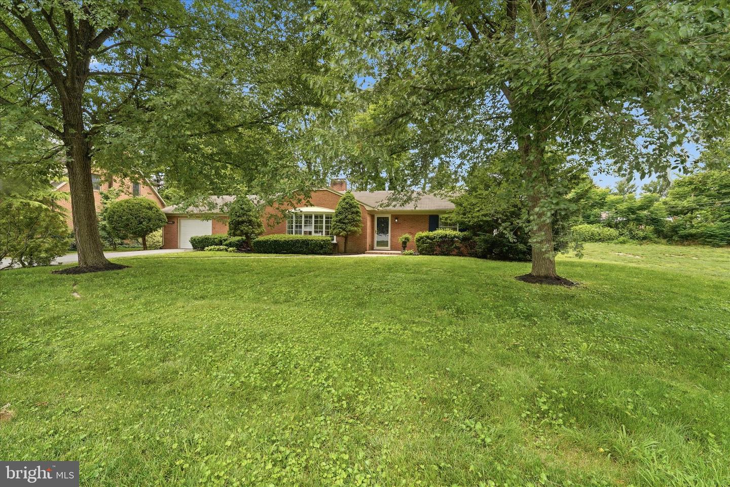 13028 Woodburn Dr Property Photo 2