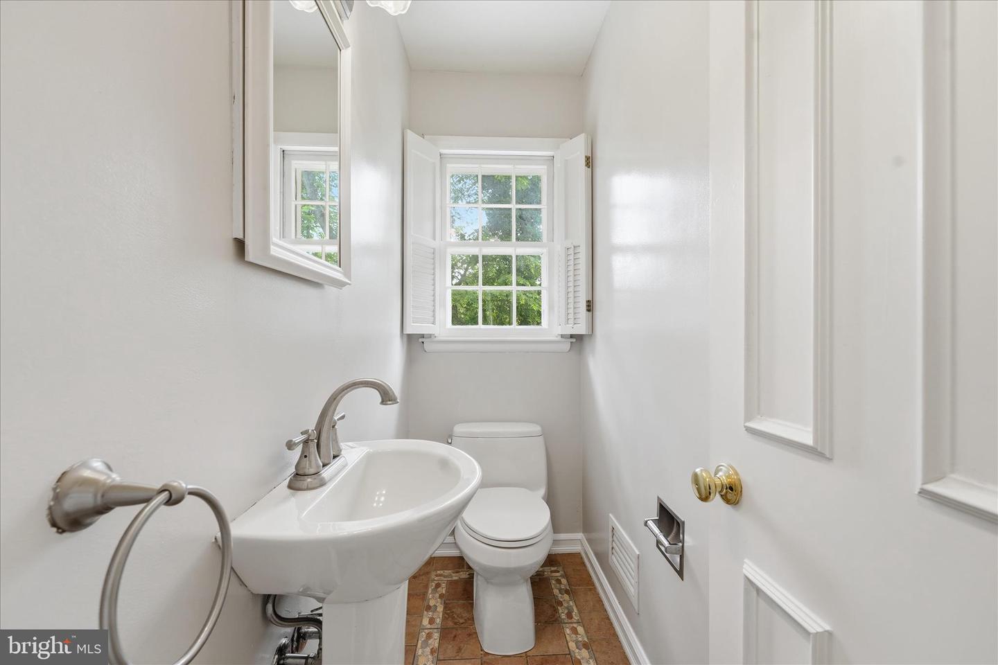 13028 Woodburn Dr Property Photo 22