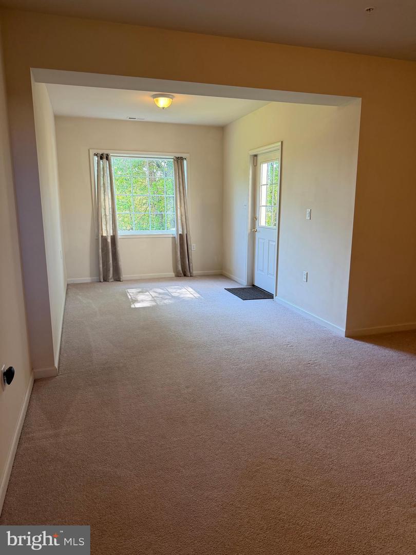 10329 Lantern Ln Property Photo 31