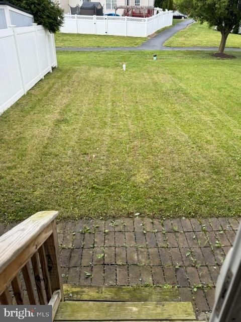 17622 Slate Way Property Photo 9