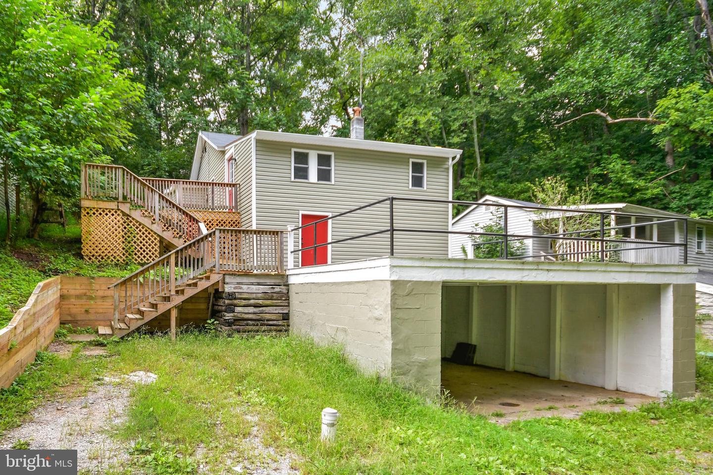 17414 Millers Sawmill Rd Property Photo 1