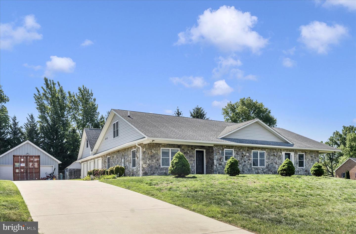 11803 DORCHESTER CT