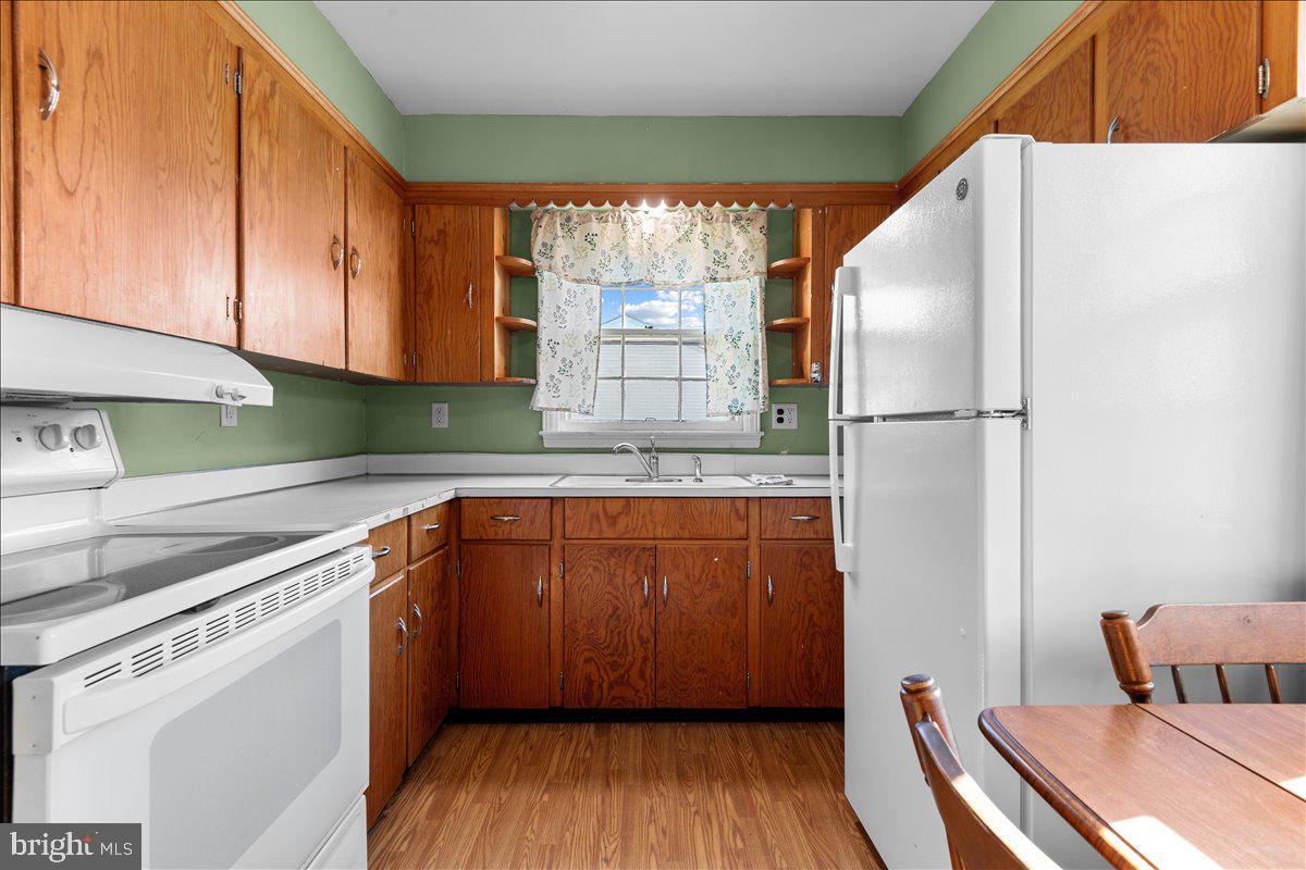 246 Maryland Ave Property Photo 11