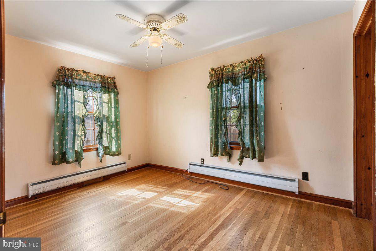246 Maryland Ave Property Photo 17