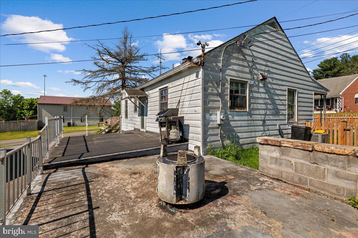 246 Maryland Ave Property Photo 39