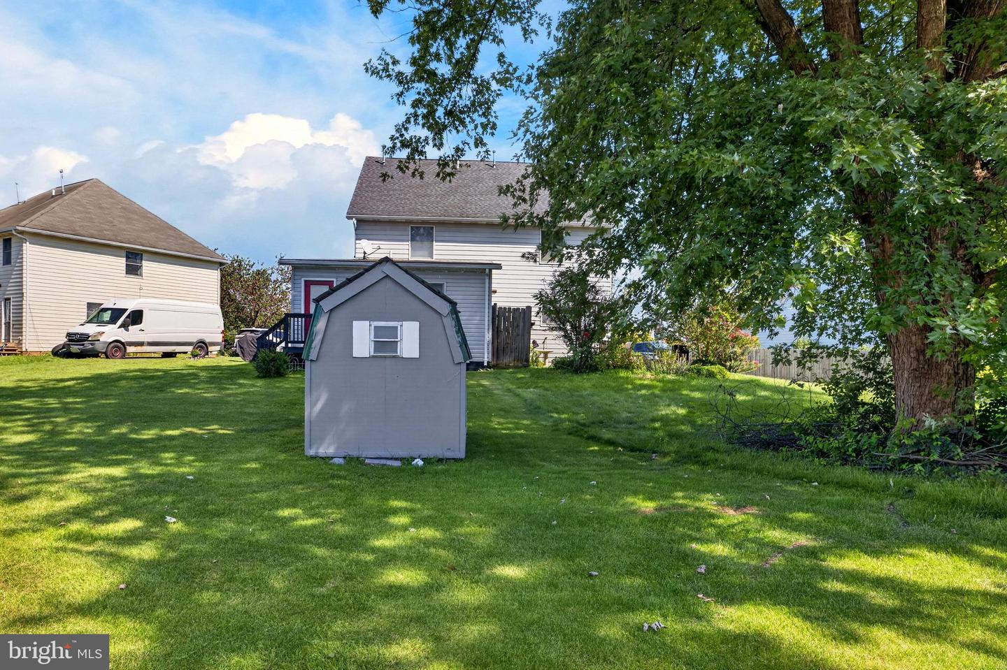 1048 Hampton Circle Property Photo 10