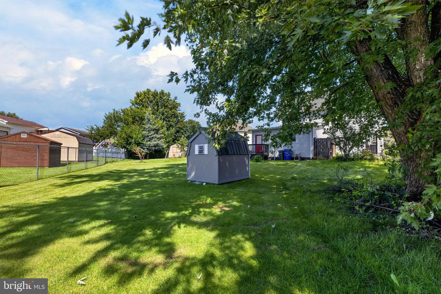 1048 Hampton Circle Property Photo 11