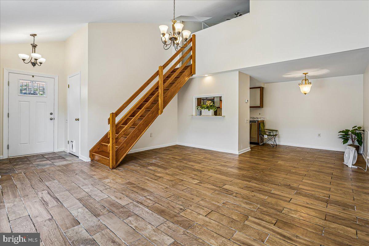 1538 Kensington Dr Property Photo 10