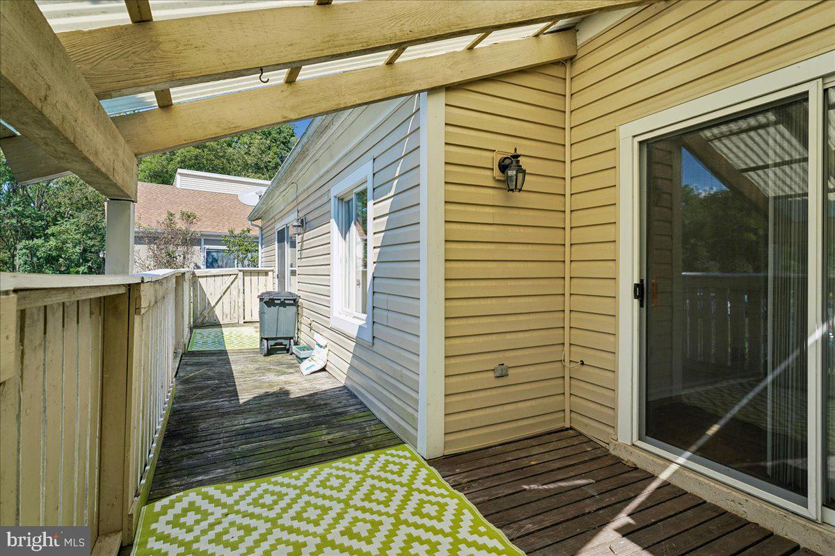 1538 Kensington Dr Property Photo 37