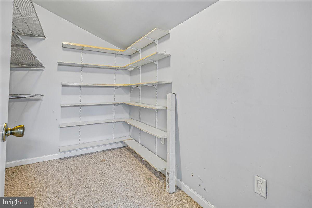 1538 Kensington Dr Property Photo 50