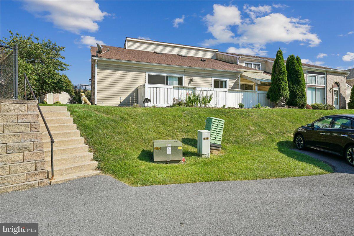 1538 Kensington Dr Property Photo 52