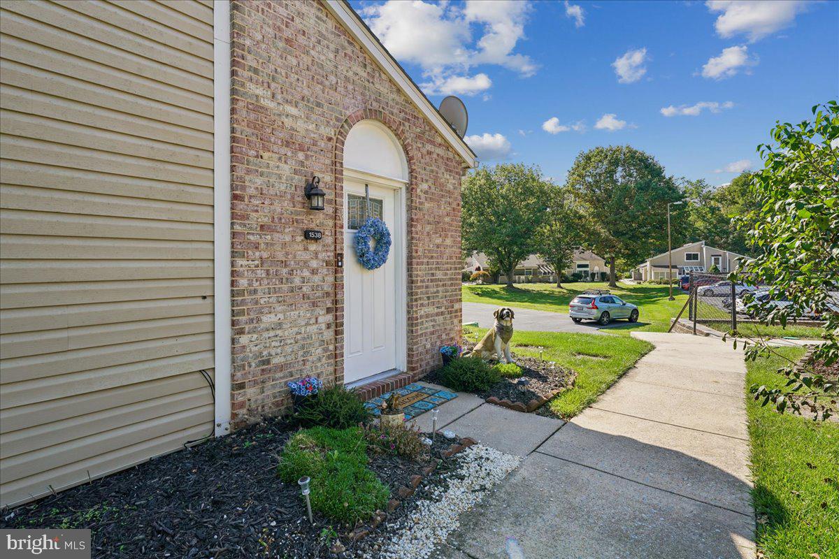 1538 Kensington Dr Property Photo 54