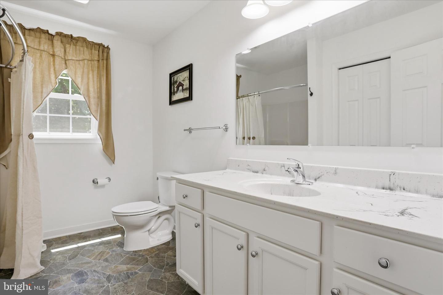 3310 Hawks Hill Ln Property Photo 33