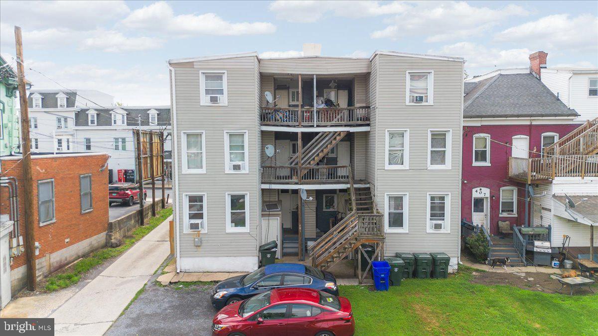 401 S Potomac St Property Photo 3