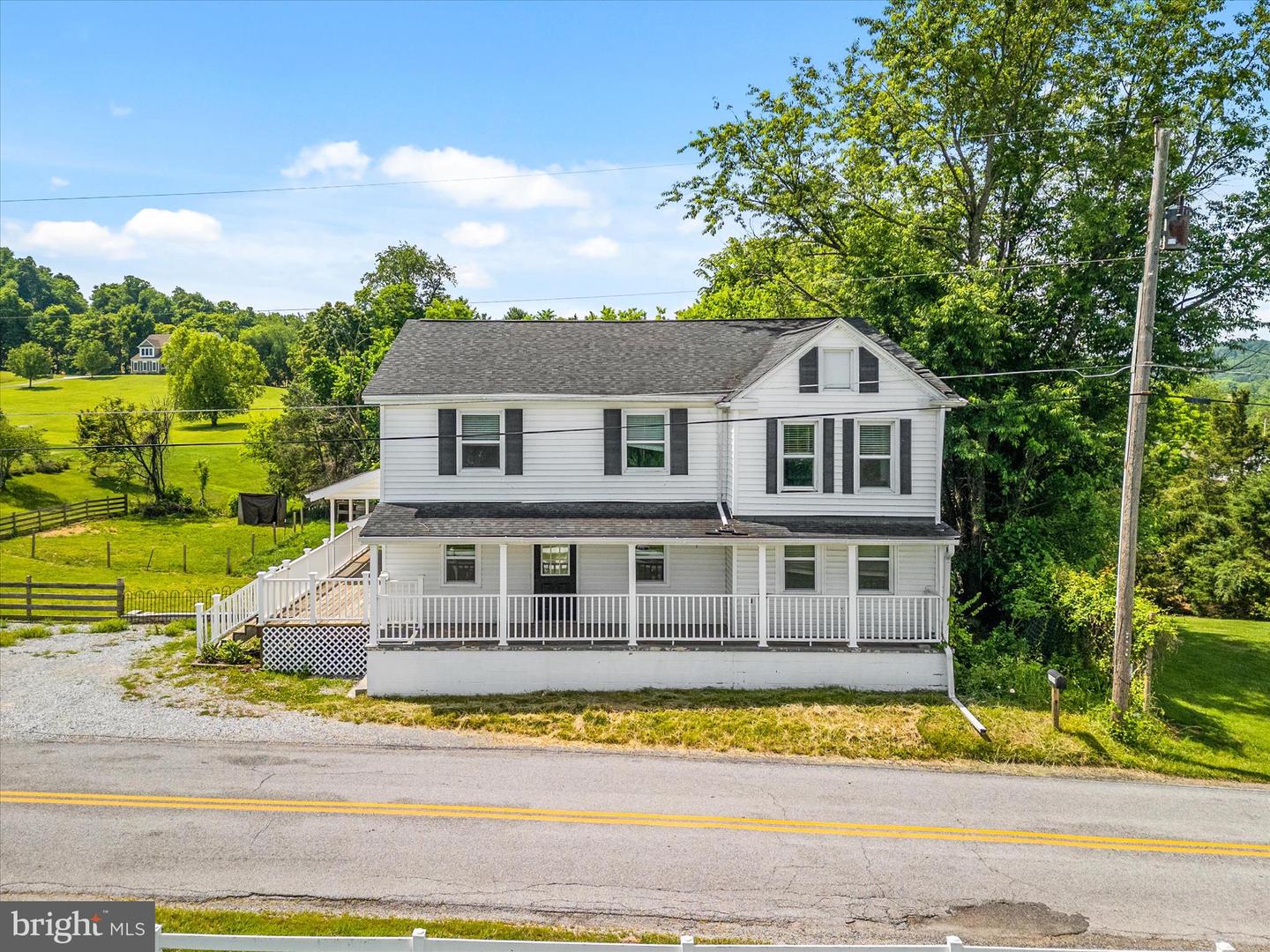 20219 Locust Grove Rd Property Photo 1