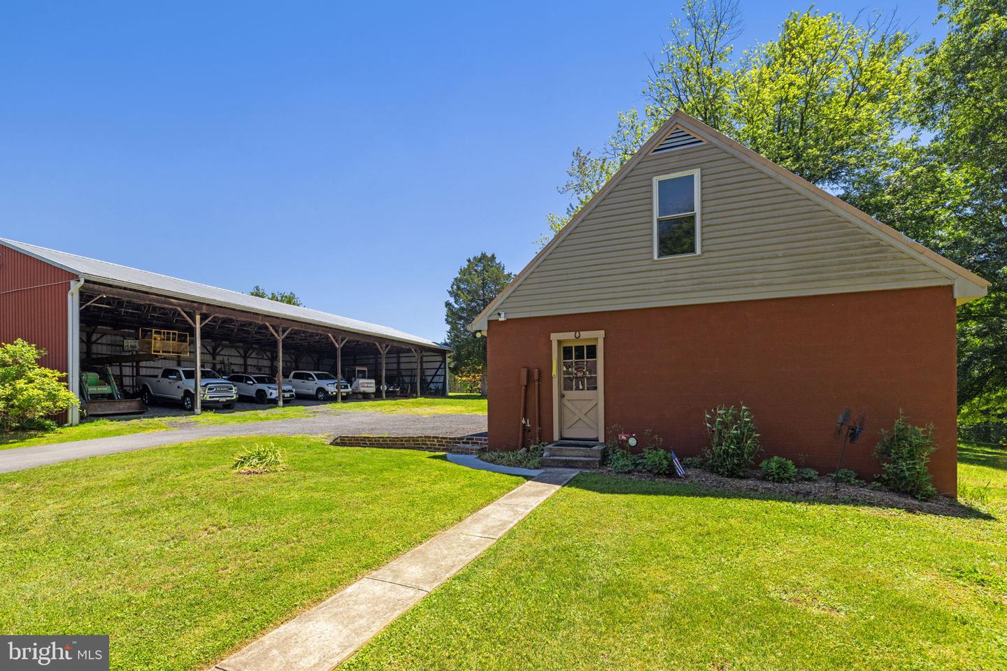 16318 Canal Rd Property Photo 48
