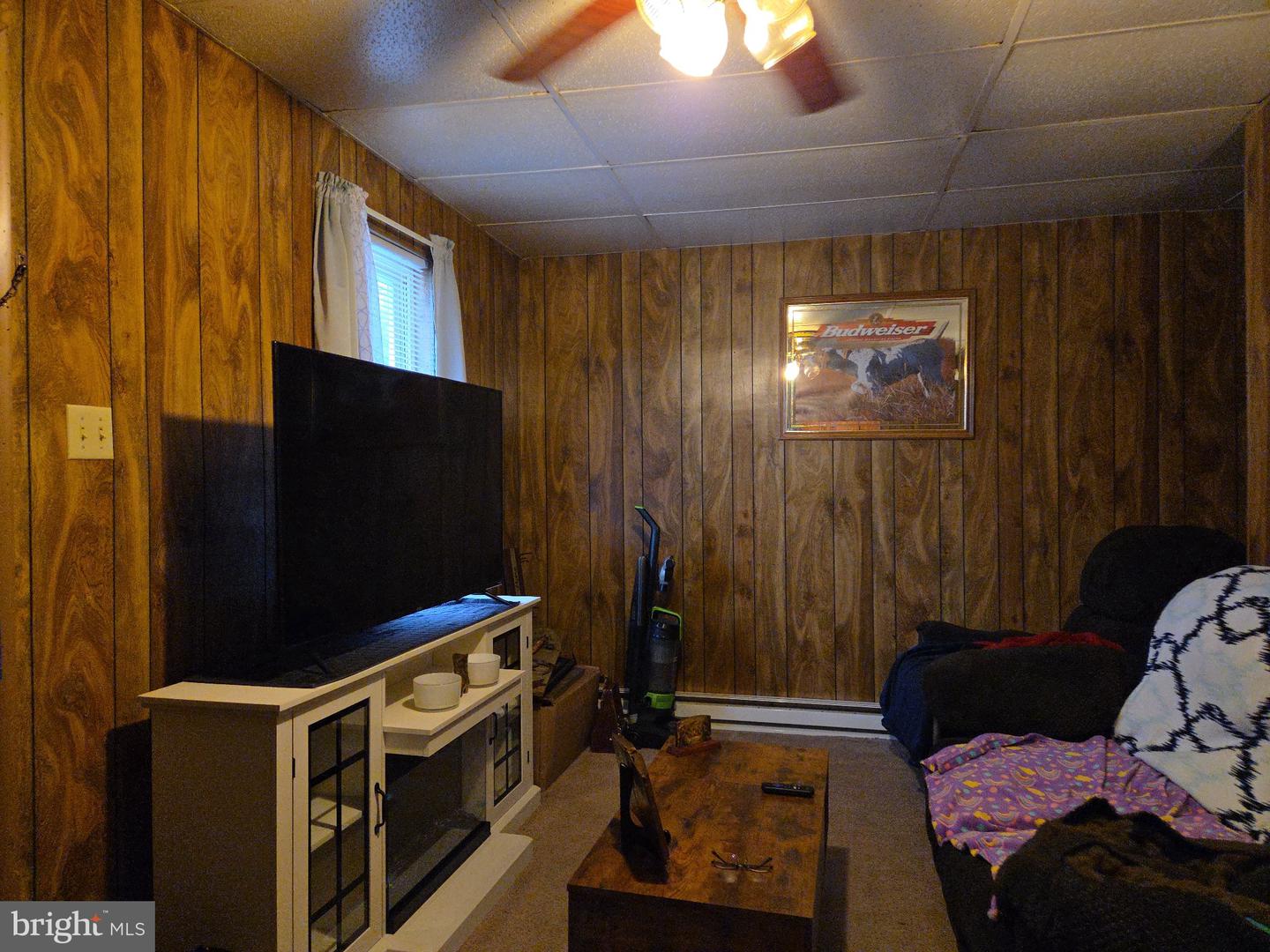 202 E Chapline St Property Photo 6