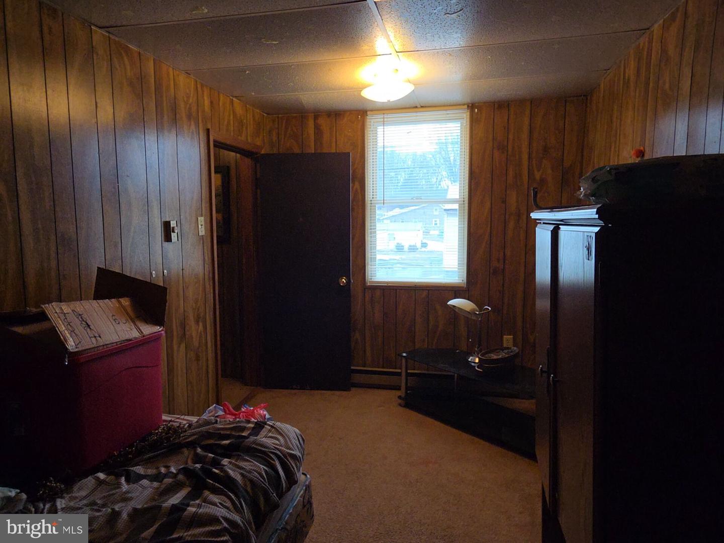 202 E Chapline St Property Photo 8