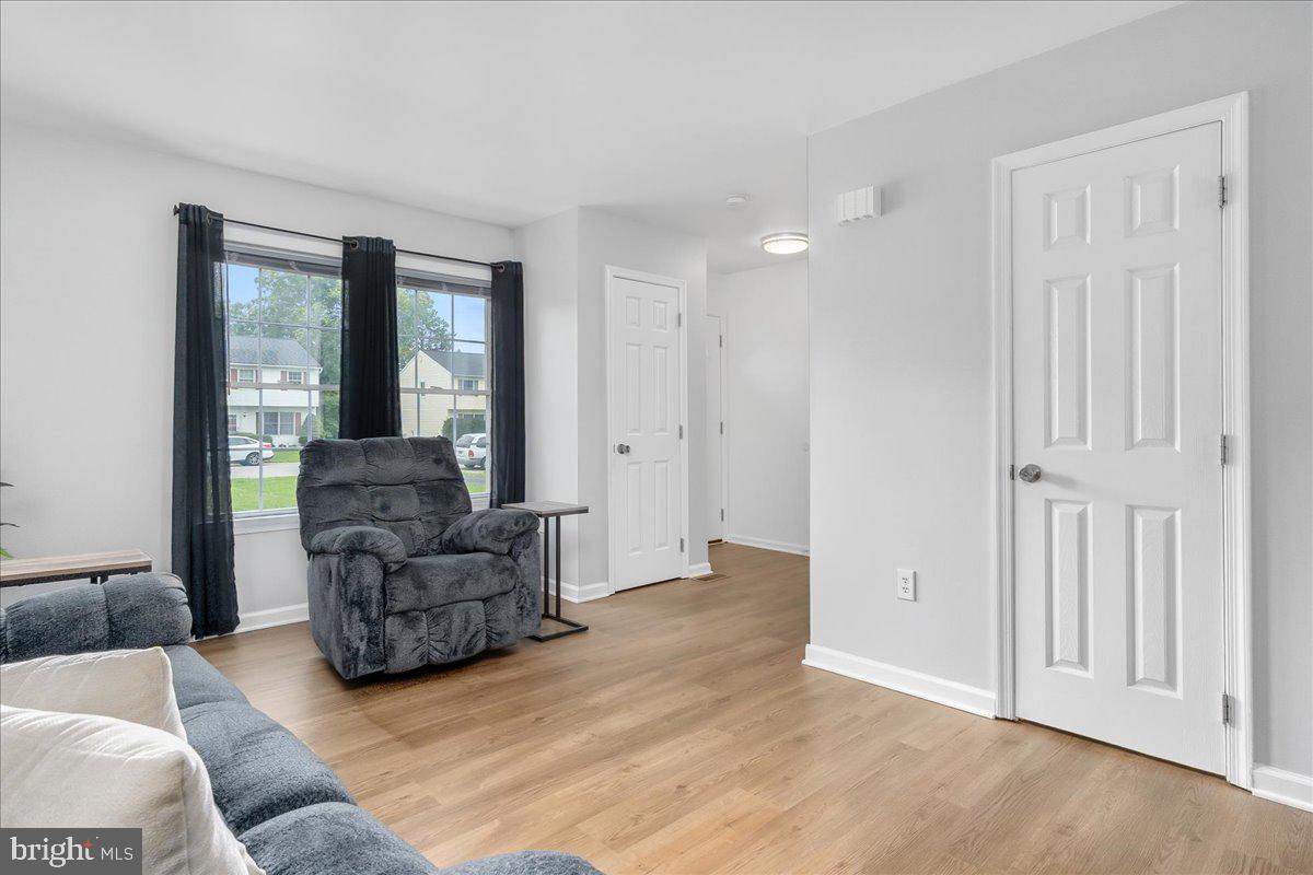 18024 Edith Ave Property Photo 4
