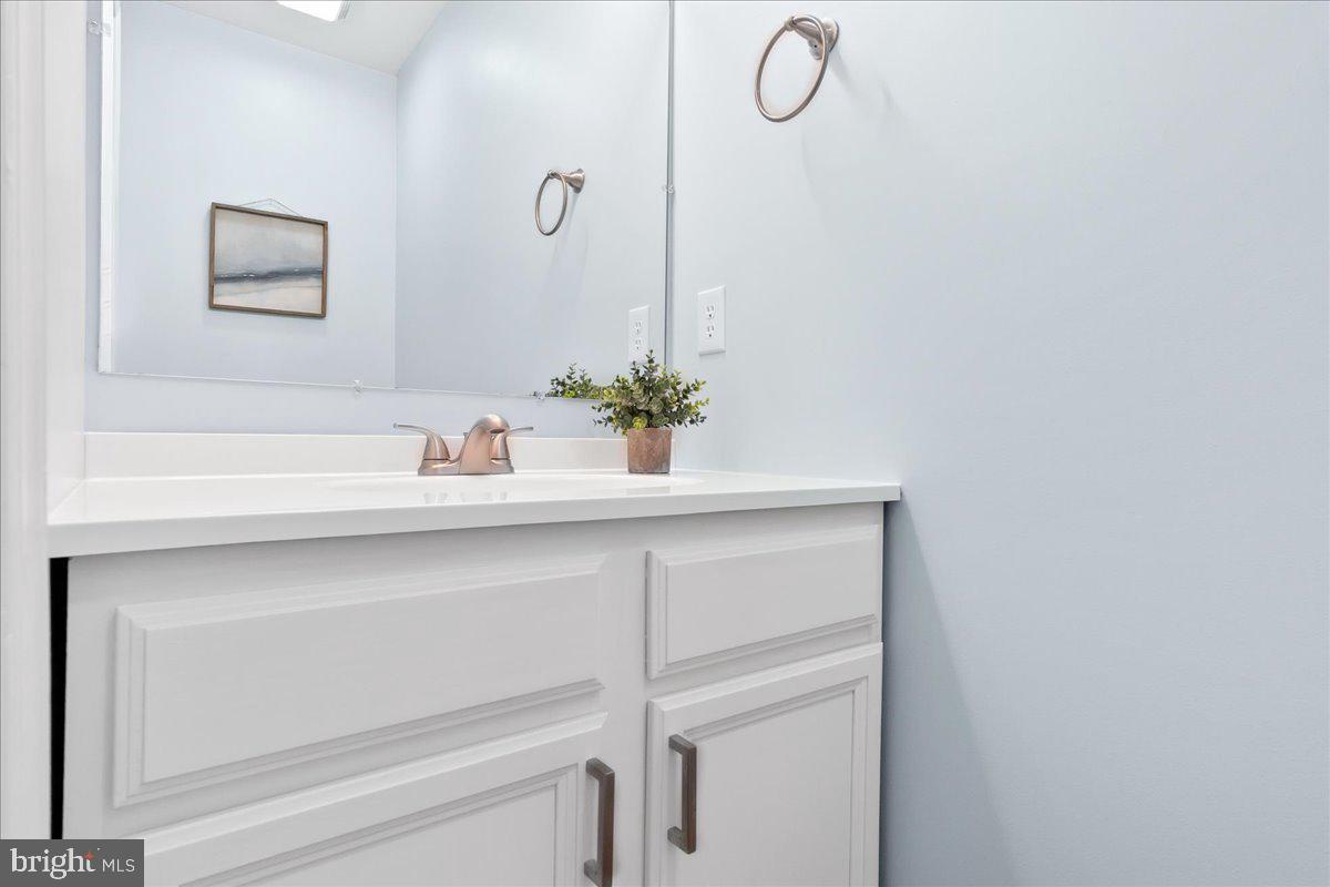 18024 Edith Ave Property Photo 12