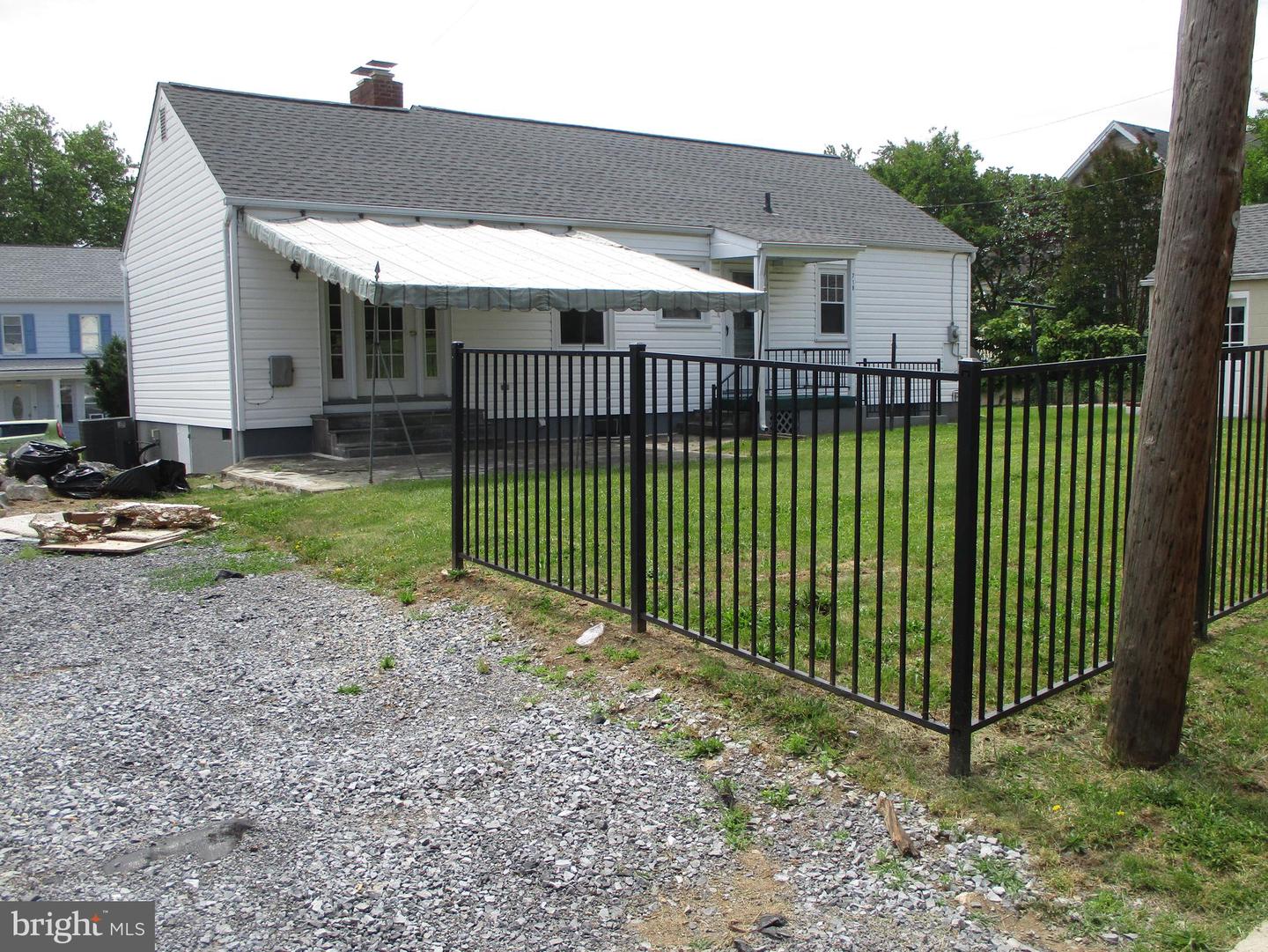 719 Chestnut St Property Photo 9