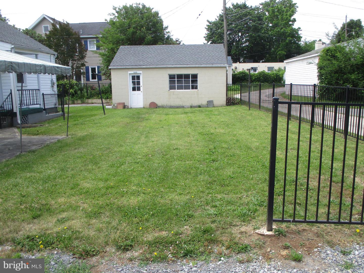 719 Chestnut St Property Photo 12