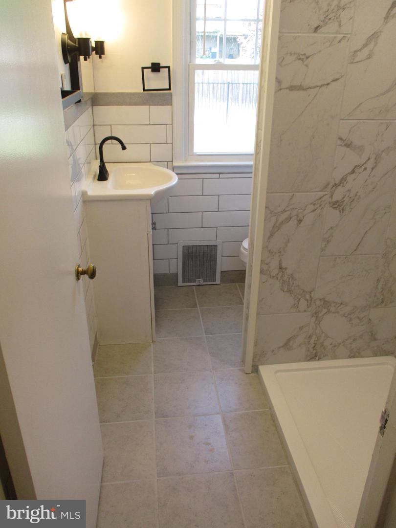 719 Chestnut St Property Photo 26
