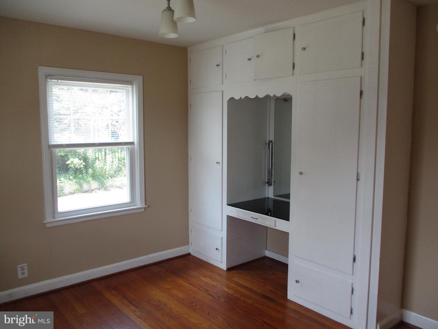 719 Chestnut St Property Photo 31
