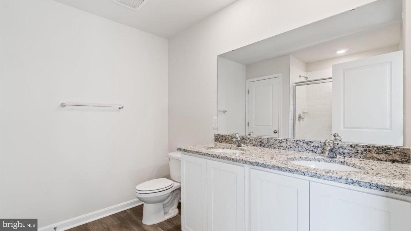 1220 Moller Ave Property Photo 18
