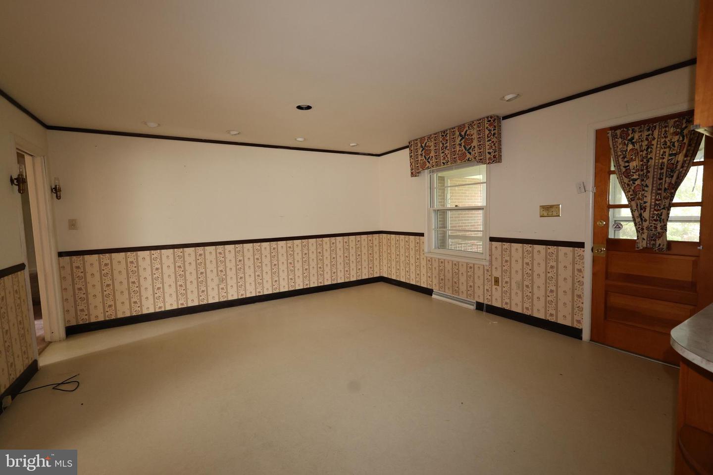 12919 The Ter Property Photo 4