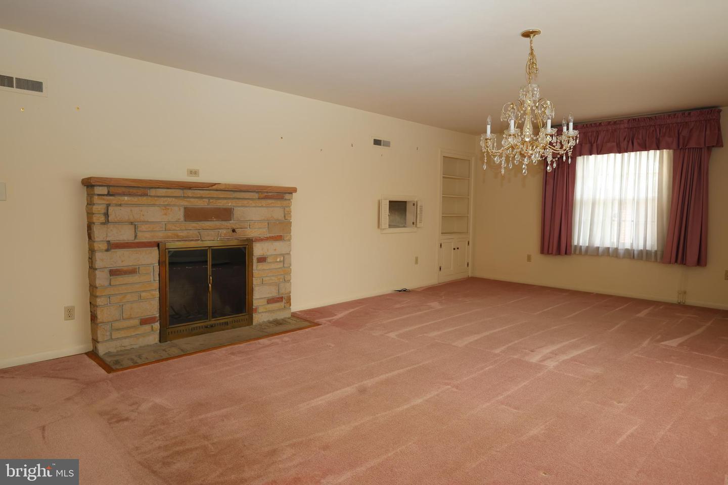 12919 The Ter Property Photo 6