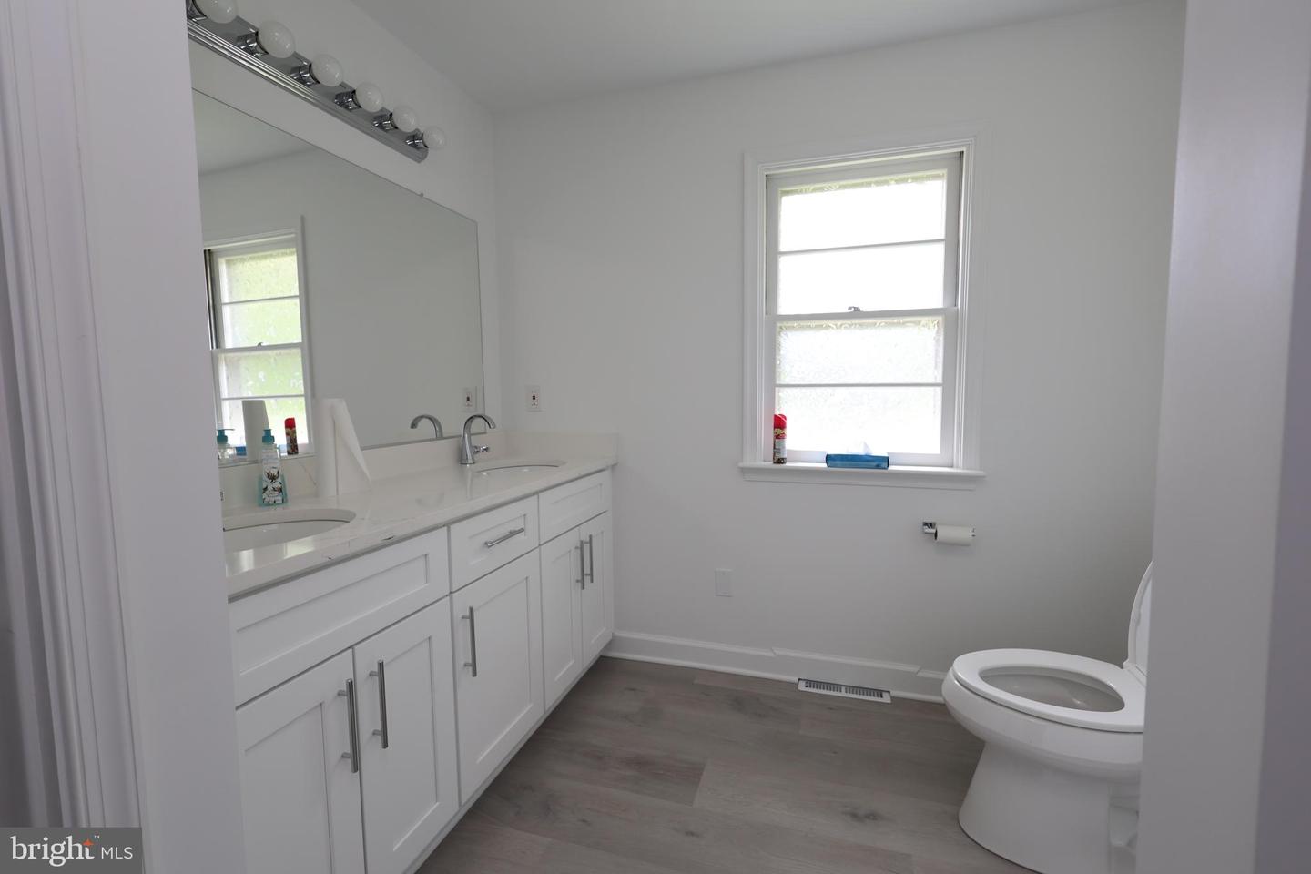 12919 The Ter Property Photo 11