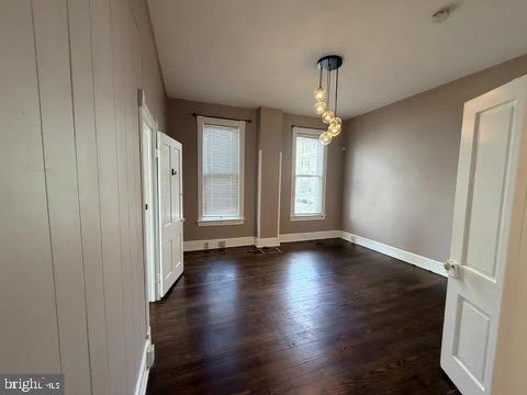 228 E Washington St Property Photo 12