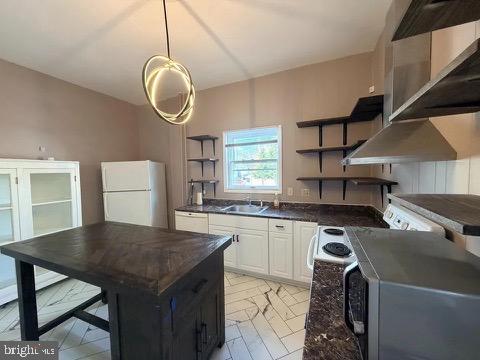 228 E Washington St Property Photo 13