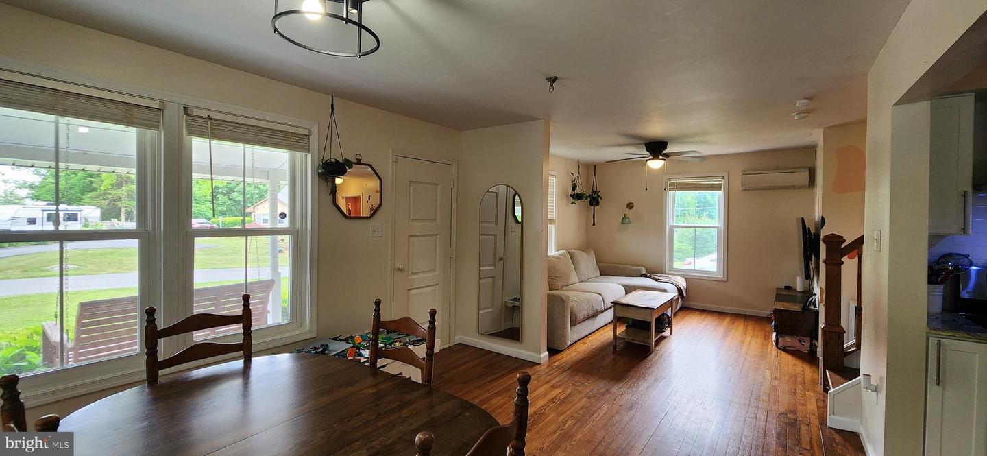 13452 Clopper Rd Property Photo 6