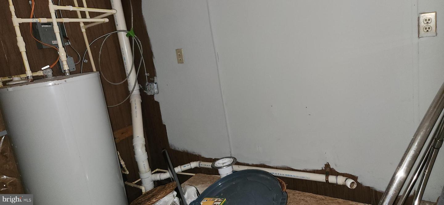13452 Clopper Rd Property Photo 37